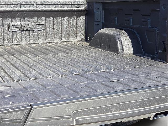 2026 GMC Sierra 1500 Crew Cab, Short Bed, AT4, 4WD