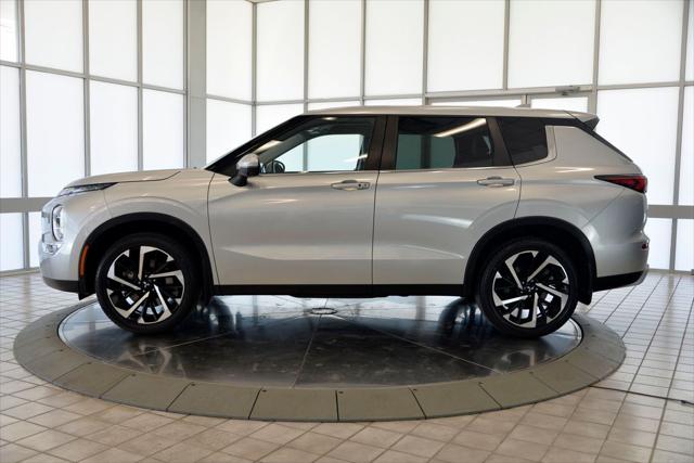 2022 Mitsubishi Outlander SE