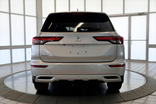 2022 Mitsubishi Outlander SE