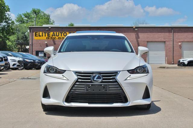 2017 Lexus IS 300 300