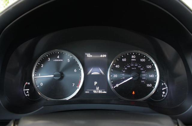 2017 Lexus IS 300 300