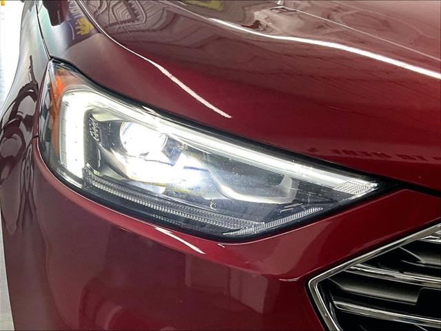 2022 Ford Edge Titanium