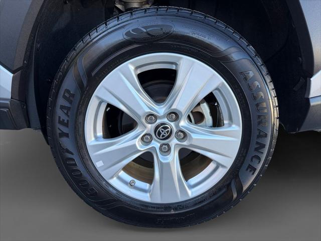 2021 Toyota RAV4 Hybrid LE
