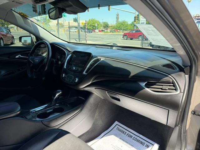 2022 Chevrolet Malibu FWD LT
