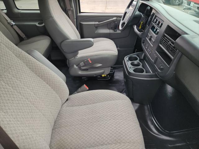 2025 Chevrolet Express Passenger RWD 3500 Extended Wheelbase LS