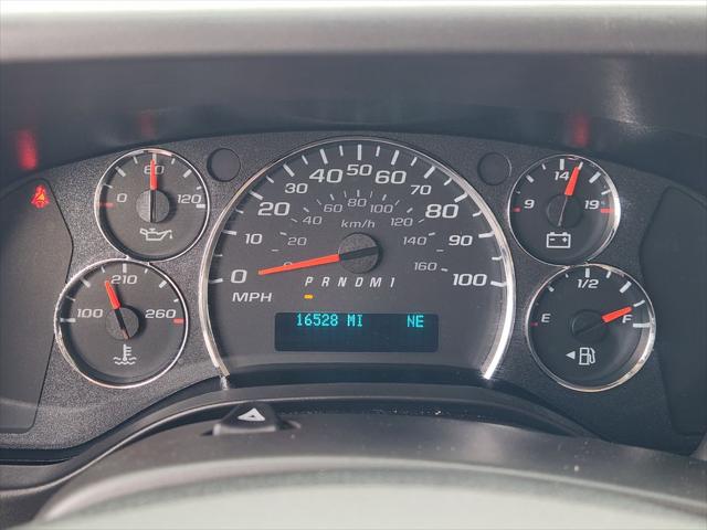 2025 Chevrolet Express Passenger RWD 3500 Extended Wheelbase LS