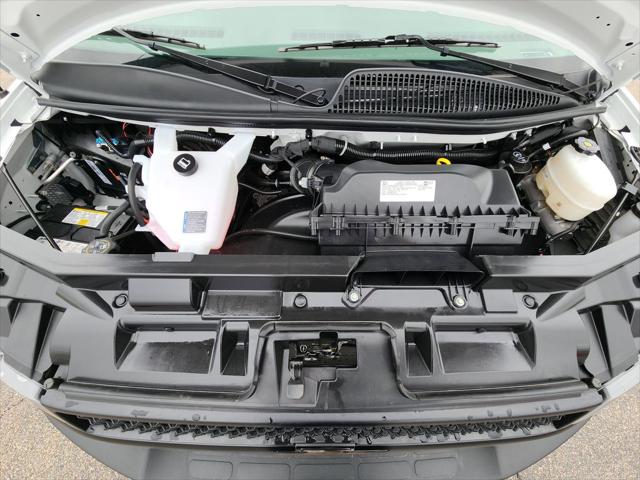 2025 Chevrolet Express Passenger RWD 3500 Extended Wheelbase LS