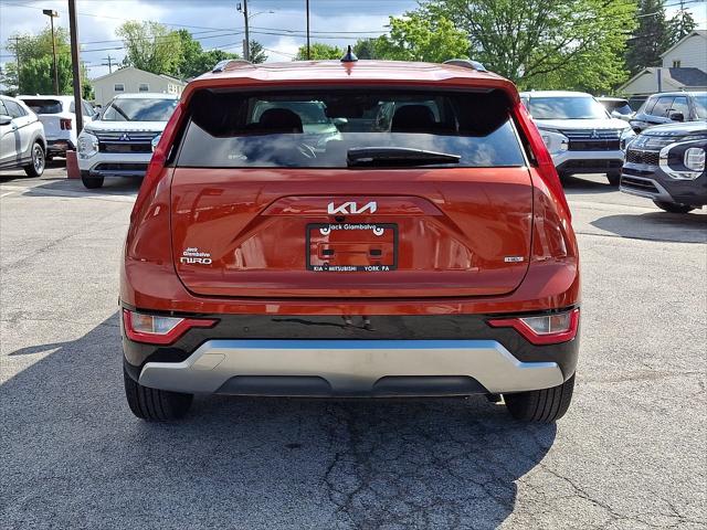 2023 Kia Niro SX