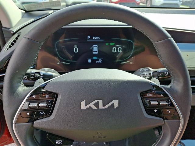 2023 Kia Niro SX