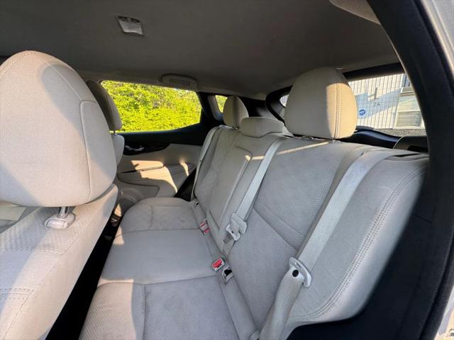 2018 Nissan Rogue Sport SV
