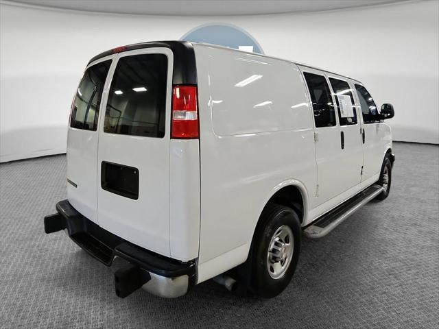 2022 Chevrolet Express Cargo Van RWD 2500 Regular Wheelbase WT