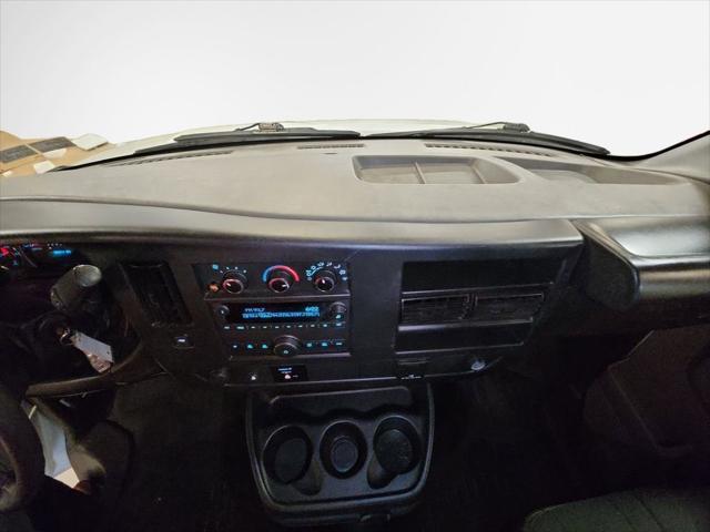 2022 Chevrolet Express Cargo Van RWD 2500 Regular Wheelbase WT