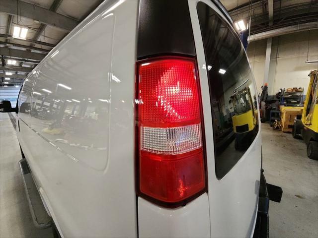 2022 Chevrolet Express Cargo Van RWD 2500 Regular Wheelbase WT