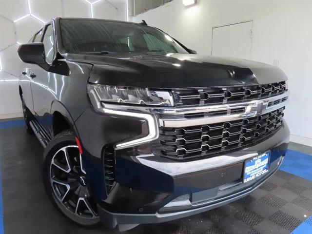 2023 Chevrolet Suburban RST