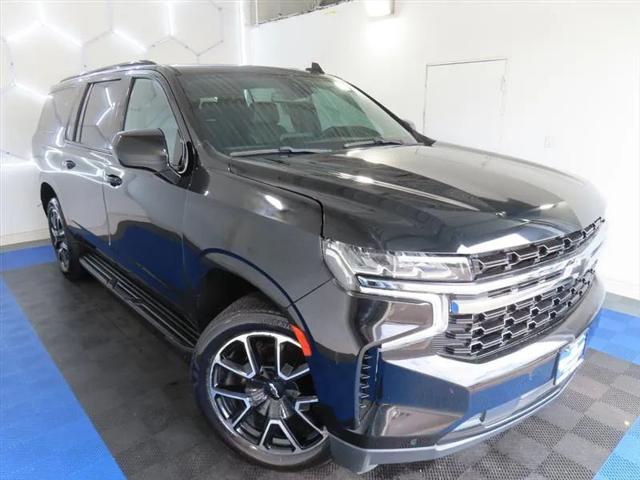 2023 Chevrolet Suburban RST
