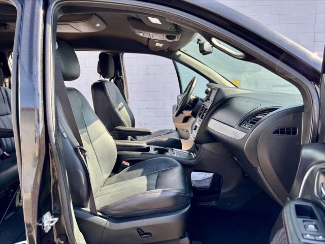 2017 Dodge Grand Caravan GT