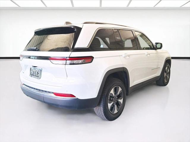 2024 Jeep Grand Cherokee Anniversary Edition