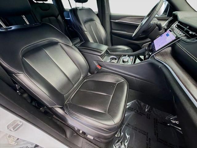 2024 Jeep Grand Cherokee Anniversary Edition