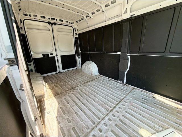 2025 Ram ProMaster 2500 Cargo Van Tradesman High Roof 159" WB w/Pass Seat