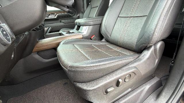 2025 Chevrolet Silverado 2500HD 4WD Crew Cab Standard Bed High Country