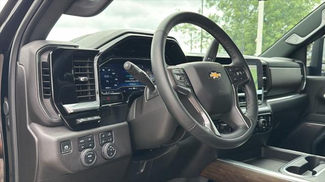 2025 Chevrolet Silverado 2500HD 4WD Crew Cab Standard Bed High Country