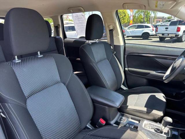 2020 Mitsubishi Outlander ES 2.4