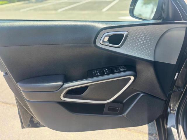 2023 Kia Soul LX for sale in Rialto, CA