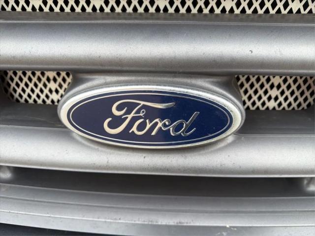 1999 Ford F-250 Base