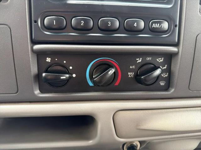 1999 Ford F-250 Base
