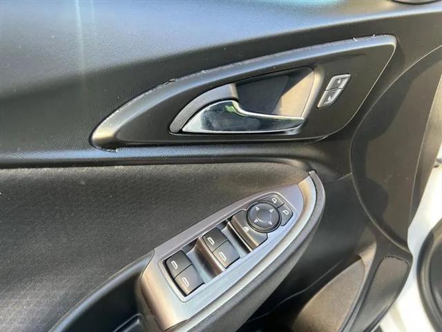 2022 Chevrolet Malibu FWD 1FL