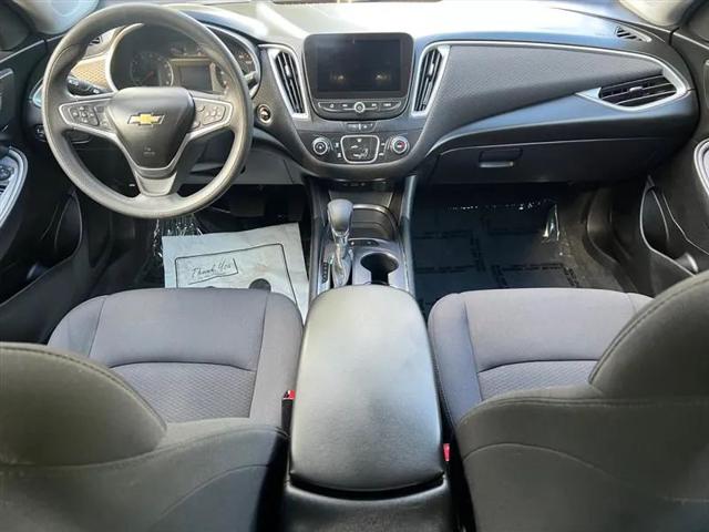 2022 Chevrolet Malibu FWD 1FL