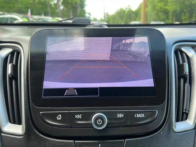 2022 Chevrolet Malibu FWD 1FL