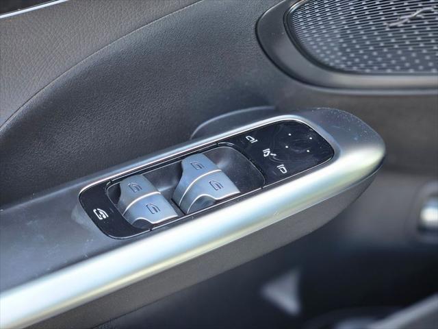 2026 Mercedes-Benz C-CLASS C 300 C 300