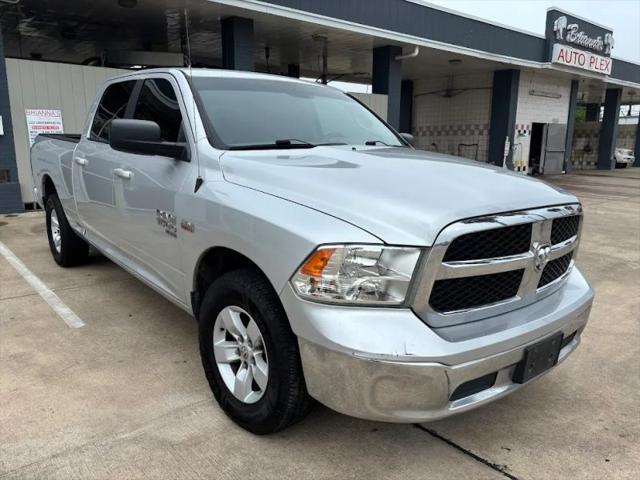 2019 Ram 1500 Classic SLT Crew Cab 4x2 6'4" Box