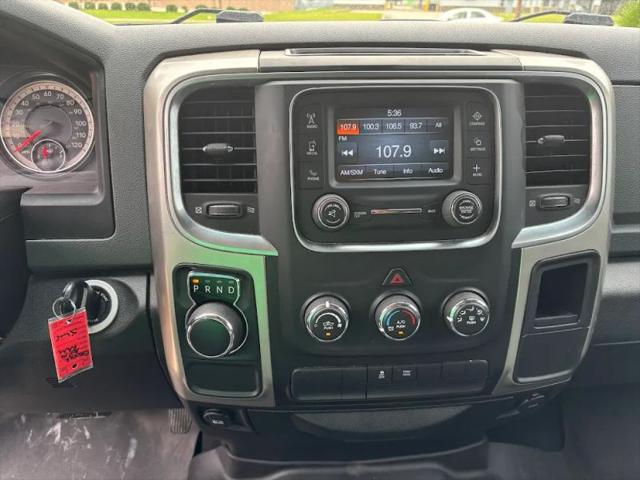 2019 Ram 1500 Classic SLT Crew Cab 4x2 6'4" Box