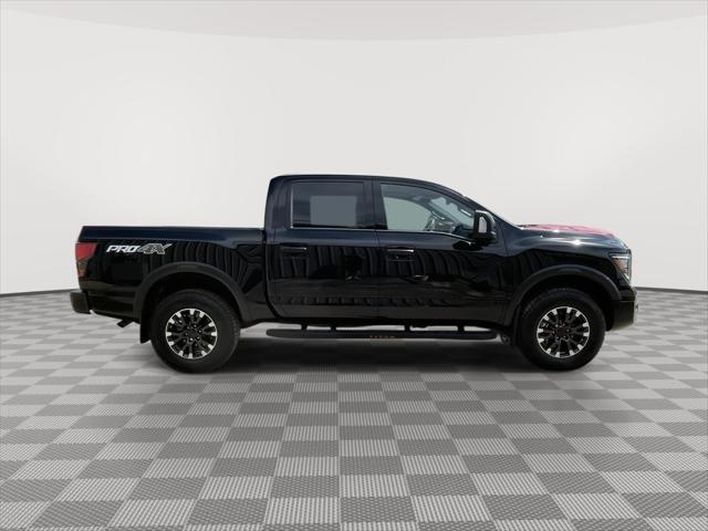 2023 Nissan Titan Crew Cab PRO-4X 4x4