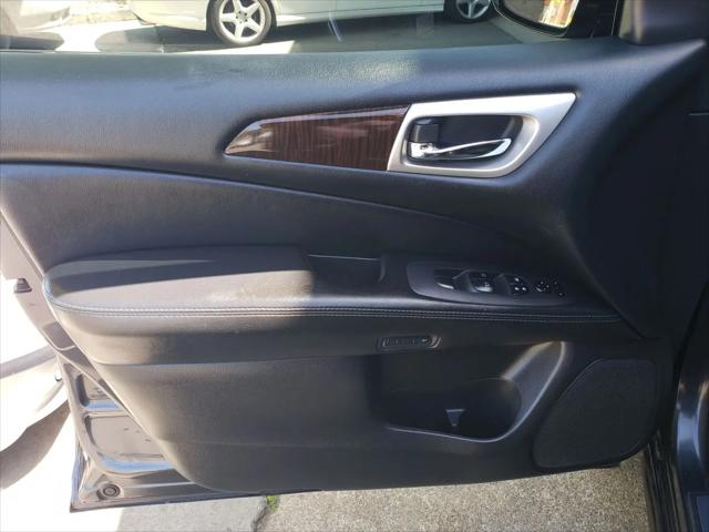 2013 Nissan Pathfinder SL