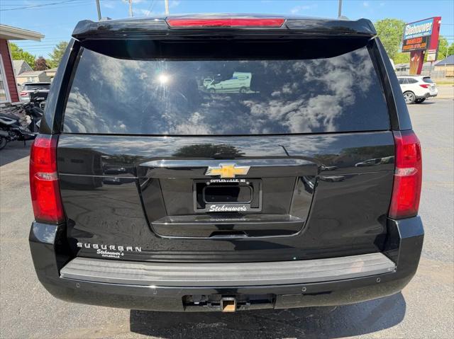 2020 Chevrolet Suburban 4WD LT