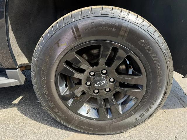 2020 Chevrolet Suburban 4WD LT