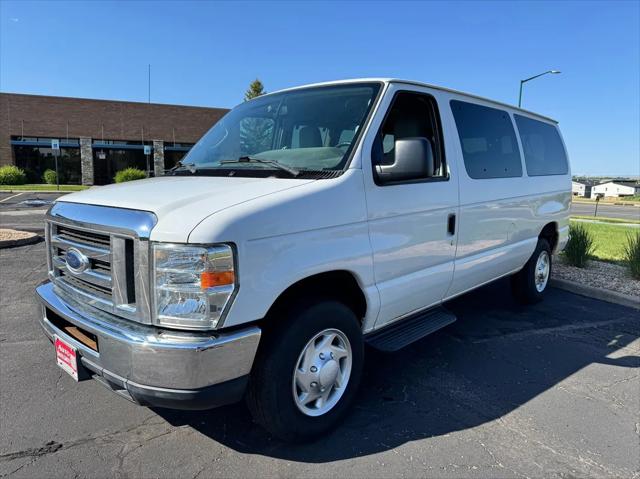 2013 Ford E-350 Super Duty XLT