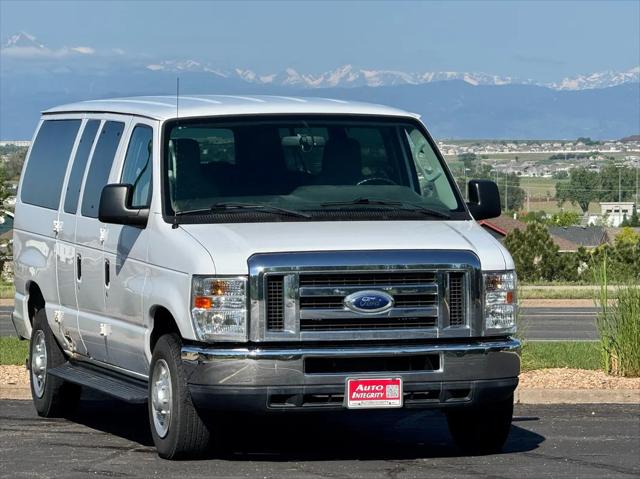 2013 Ford E-350 Super Duty XLT