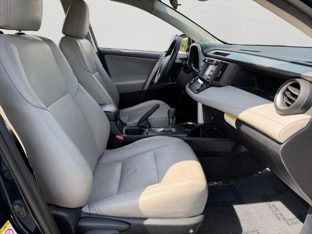 2017 Toyota RAV4 Hybrid XLE