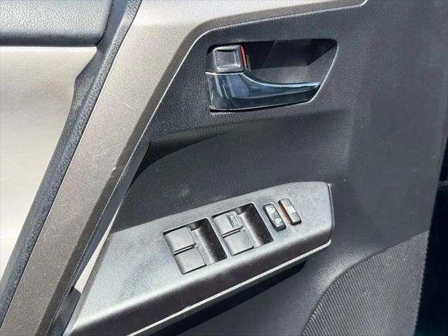 2017 Toyota RAV4 Hybrid XLE