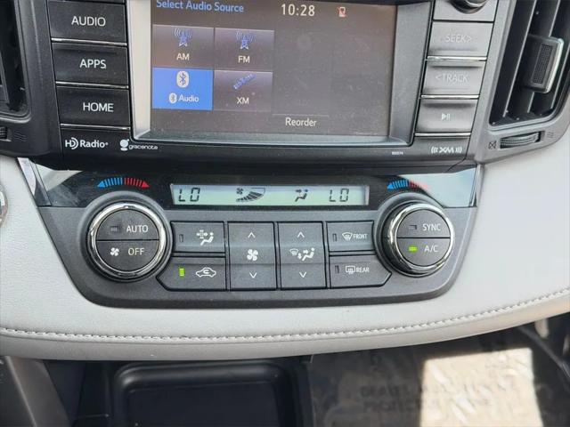 2017 Toyota RAV4 Hybrid XLE