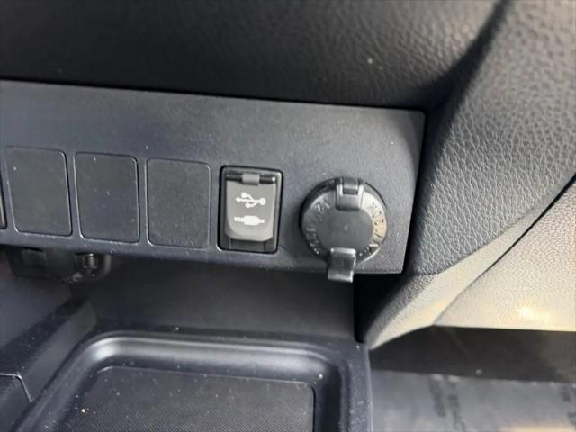 2017 Toyota RAV4 Hybrid XLE