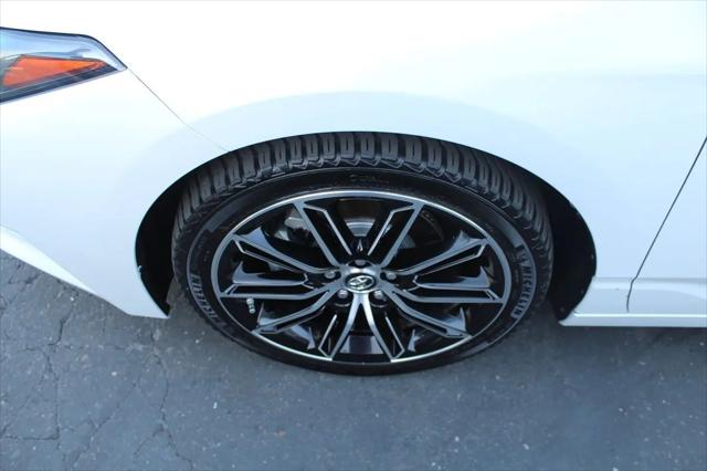 2019 Toyota Avalon Touring
