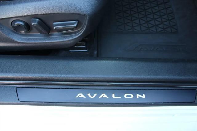 2019 Toyota Avalon Touring