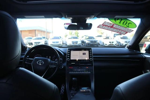 2019 Toyota Avalon Touring