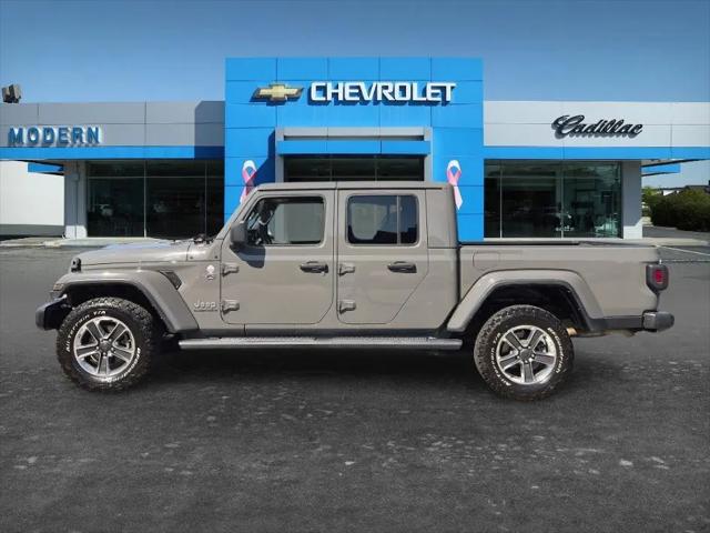 2023 Jeep Gladiator Overland
