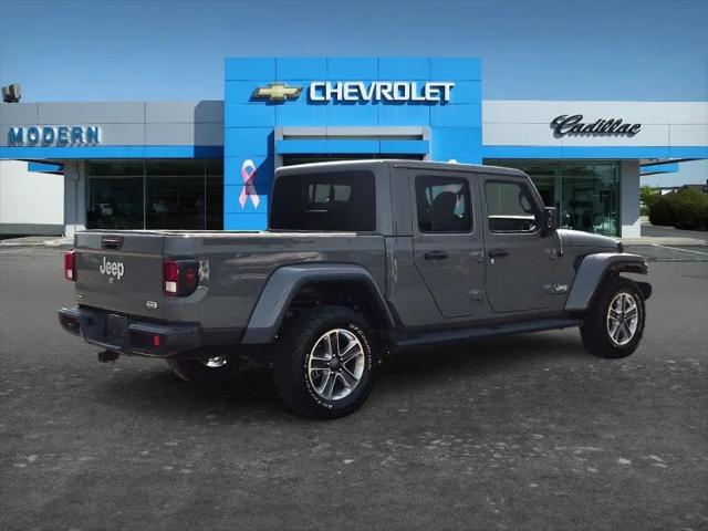 2023 Jeep Gladiator Overland